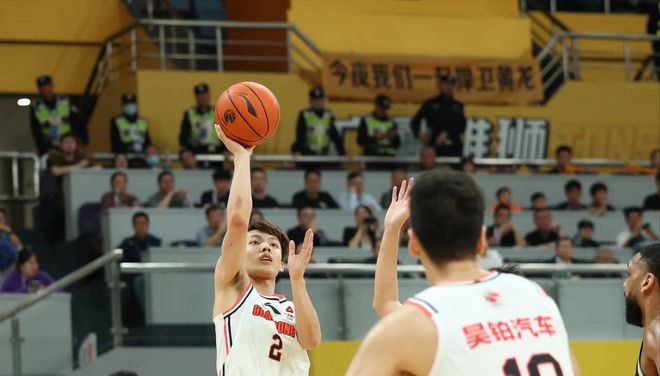 18-1，近8次在安菲尔德进行的双红会利物浦打进18球曼联1球